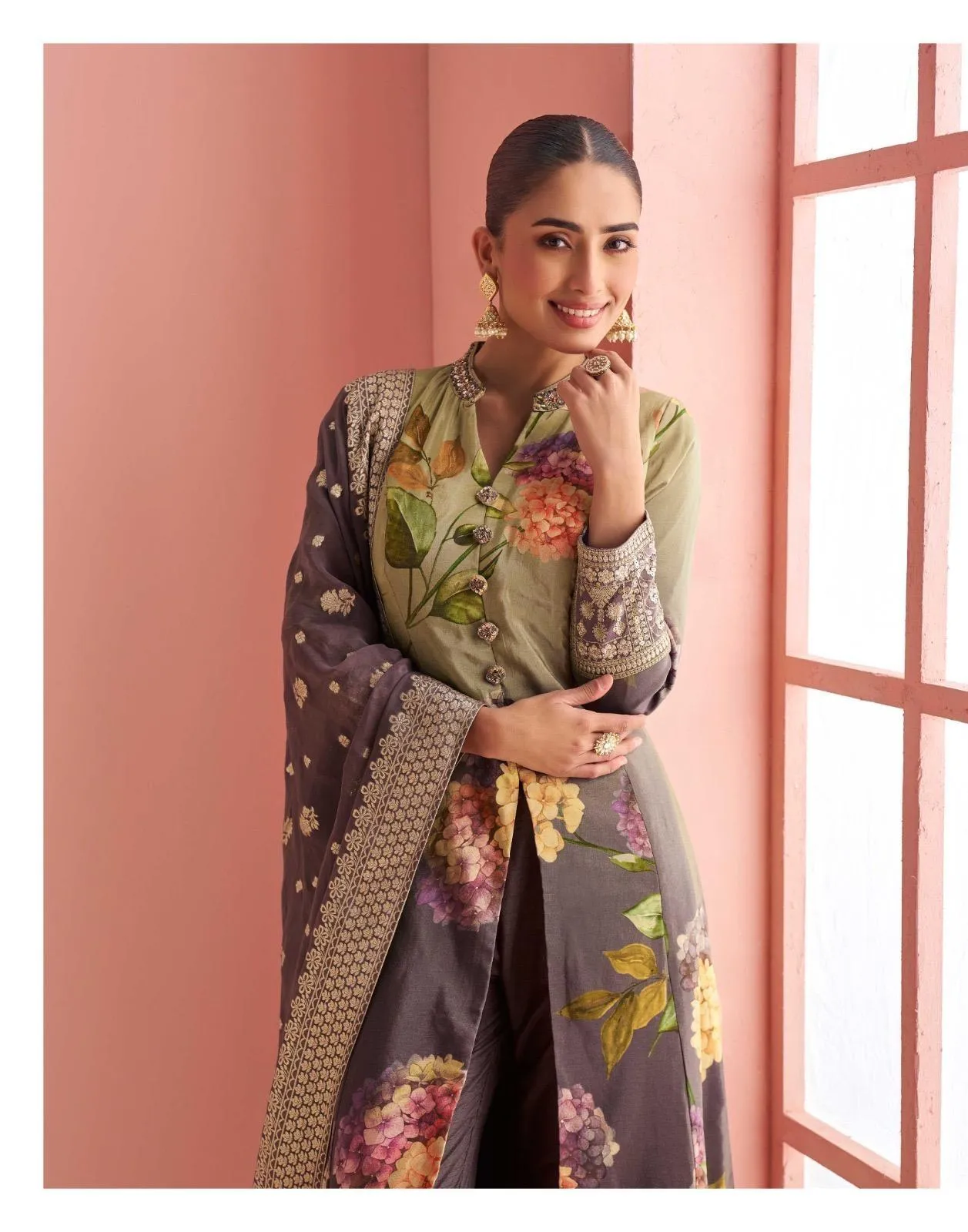 Sayuri Pulkari-10096 - Image 2